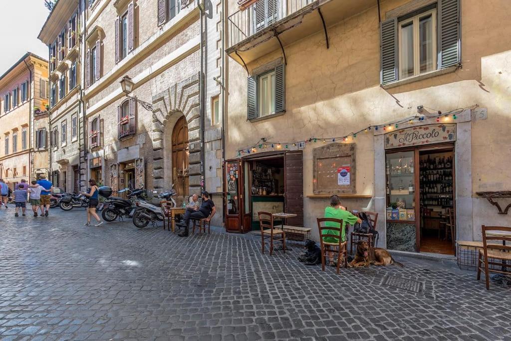 Piazza Navona Historical Palace Rome Exterior photo